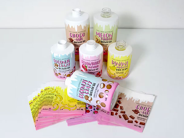 What is the difference between shrink labels and wrap-around labels?