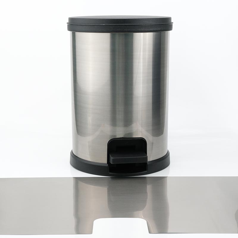 Dustbin Injection Molding In Mold Label