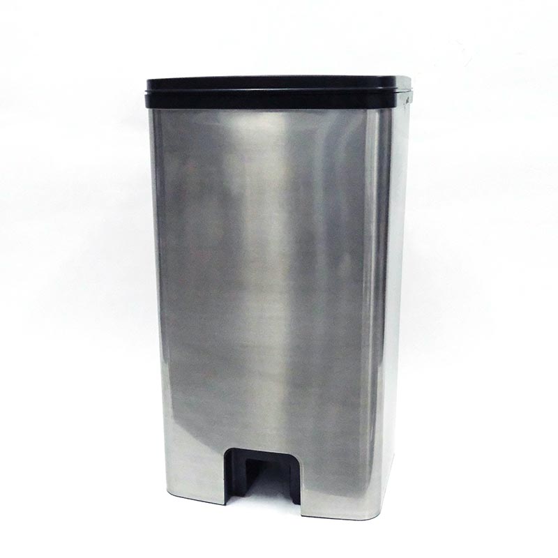 Waste Container Injection Molding In Mold Label